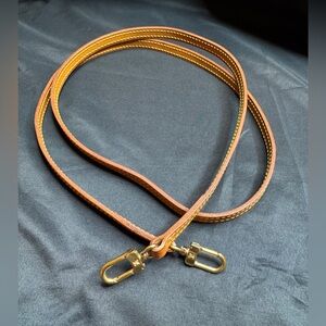 Louis Vuitton Vachetta Leather Strap with Gold Hardware